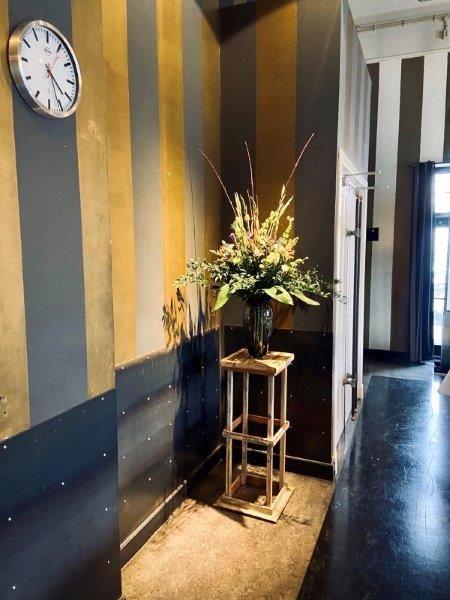 Ceremonie- en tafelbloemen door Je Grote Dag – foto 13