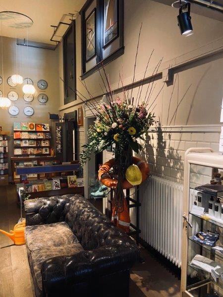 Ceremonie- en tafelbloemen door Je Grote Dag – foto 14