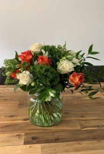 Ceremonie- en tafelbloemen door Je Grote Dag – foto 17