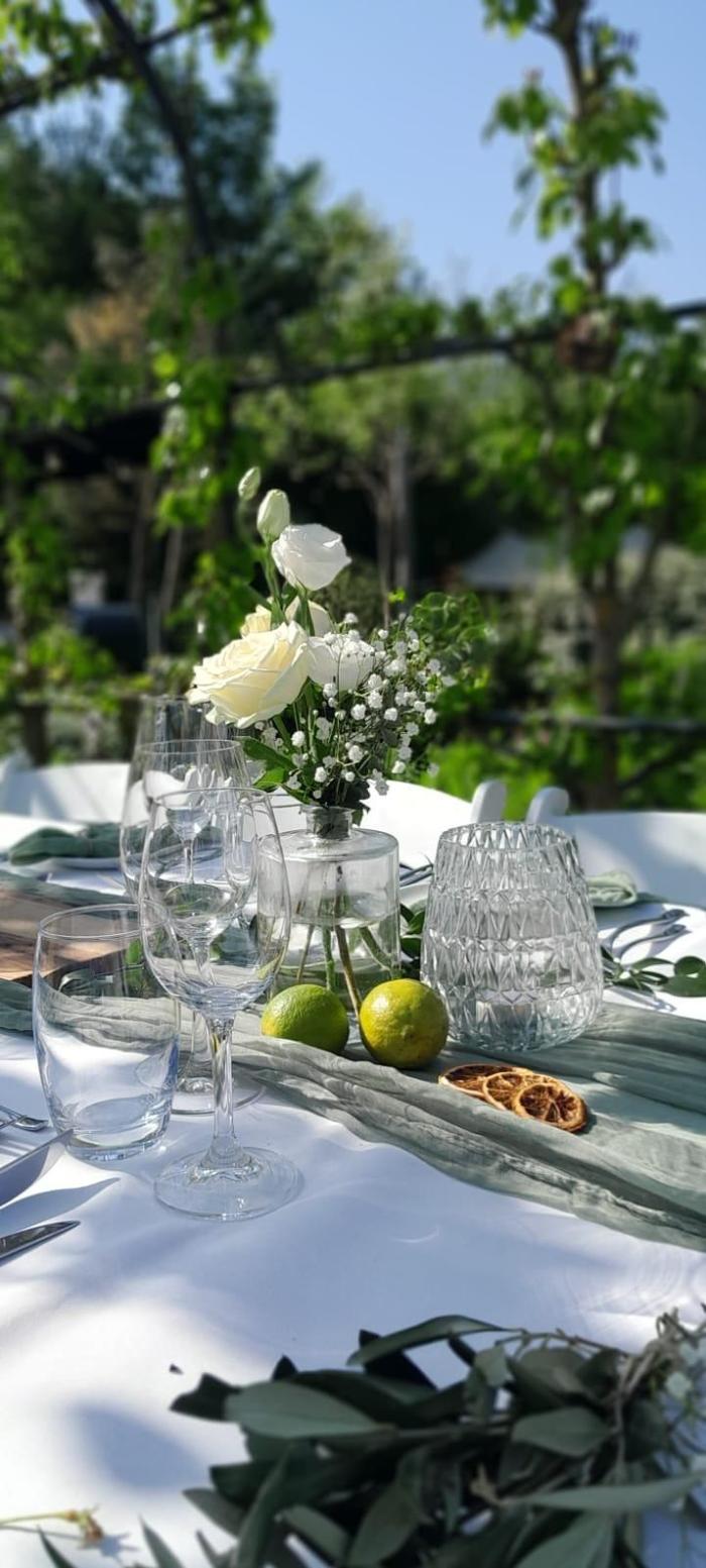 Bruiloft Anthoney en Ines: bruiloftstyling en bloemen door Je Grote Dag bij Villa Ockenburgh – foto 8