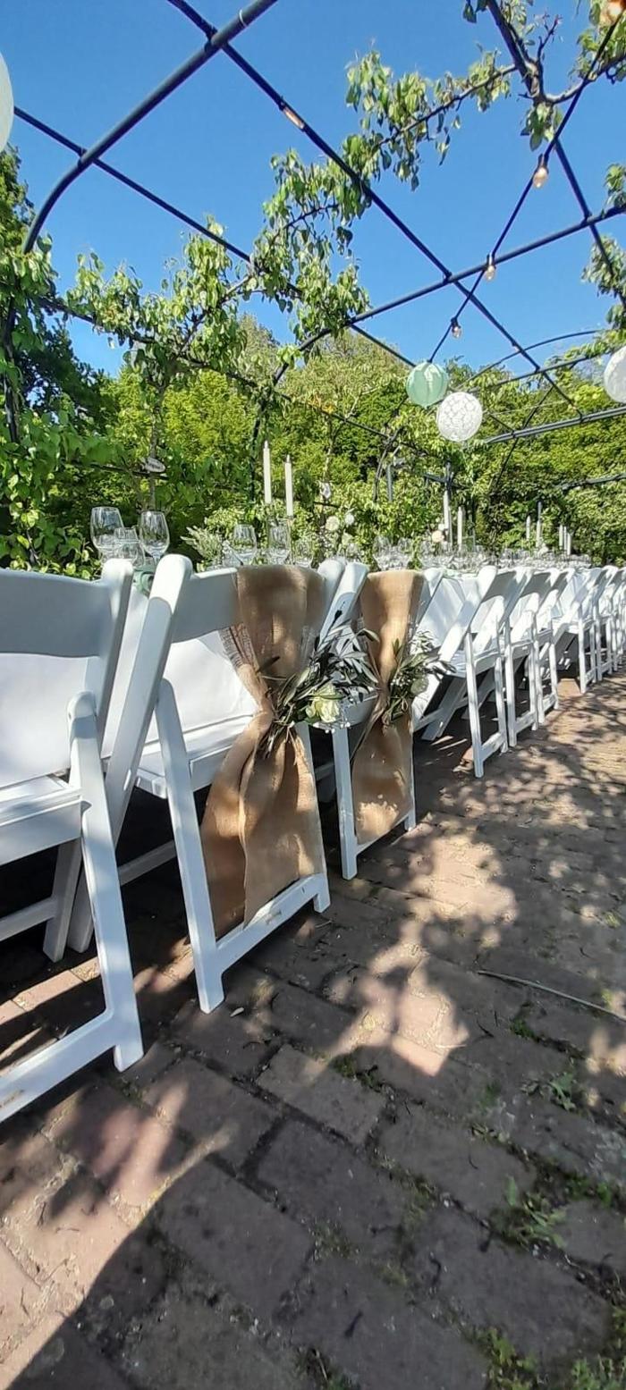 Bruiloft Anthoney en Ines: bruiloftstyling en bloemen door Je Grote Dag bij Villa Ockenburgh – foto 12