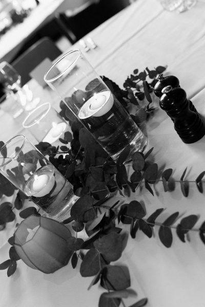 Bruiloft Edwin & Brenda: bruiloftstyling en bloemen door Je Grote Dag bij Van der Valk Ridderkerk – foto 9