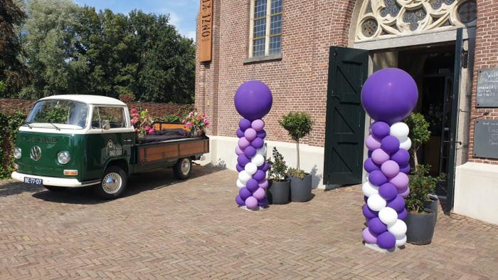 Bruiloft Danny & Lucy: bruiloftstyling en bloemen door Je Grote Dag bij Onze Kerk Hooge Zwaluwe – foto 38