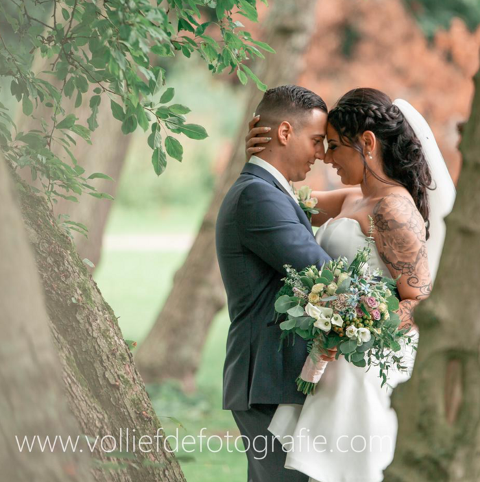 Bruiloft Toni & Naomi: bruiloftstyling en bloemen door Je Grote Dag bij Wantijpaviljoen Dordrecht – foto 3