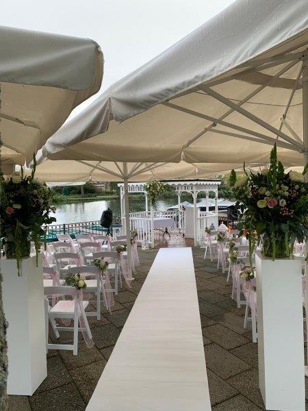 Bruiloft Erwin & Anita: bruiloftstyling en bloemen door Je Grote Dag bij De Theetuin Ridderkerk – foto 10