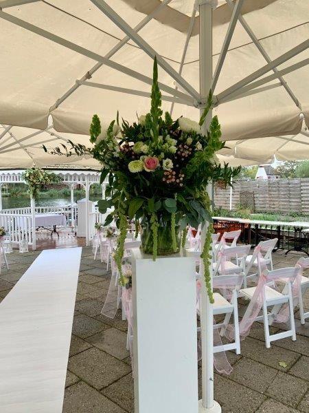 Bruiloft Erwin & Anita: bruiloftstyling en bloemen door Je Grote Dag bij De Theetuin Ridderkerk – foto 13