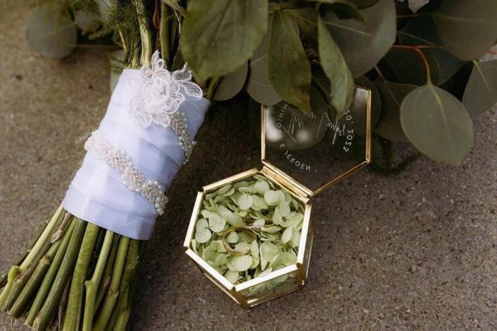 Bruiloft Jeroen & Dominique: bruiloftstyling en bloemen door Je Grote Dag bij Hoeve Zzamen Zoetermeer – foto 5