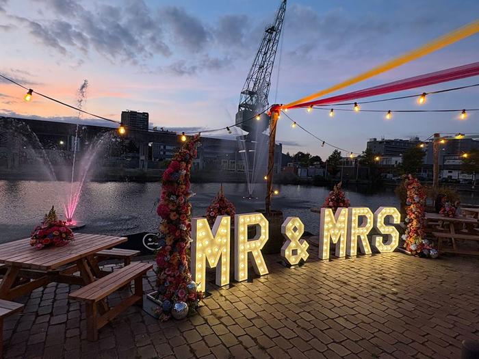 Bruiloft Margriet & Geert: bruiloftstyling en bloemen door Je Grote Dag – foto 7