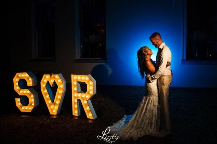 Bruiloft Robbie & Stephanie: bruiloftstyling en bloemen door Je Grote Dag bij Landgoed te Werve Rijswijk – foto 10