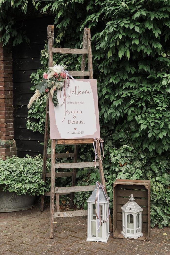 Bruiloft Dennis en Synthia: bruiloftstyling en bloemen door Je Grote Dag bij Non Burgersdijk – foto 7