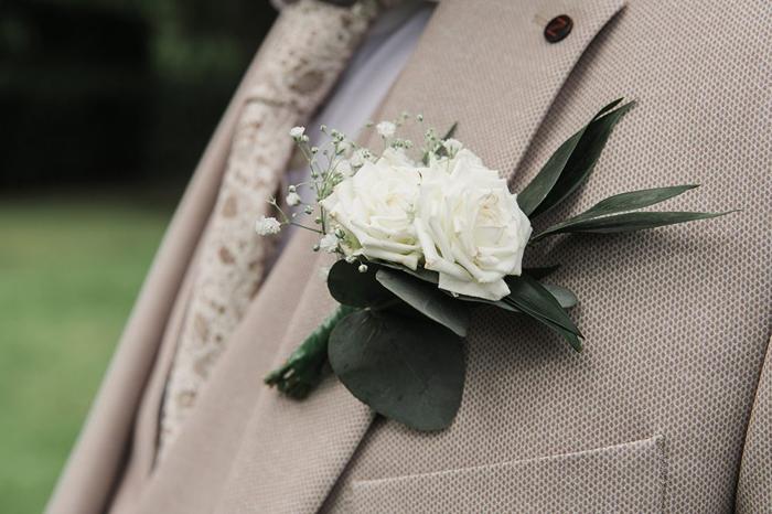 Bruiloft Dennis en Synthia: bruiloftstyling en bloemen door Je Grote Dag bij Non Burgersdijk – foto 16