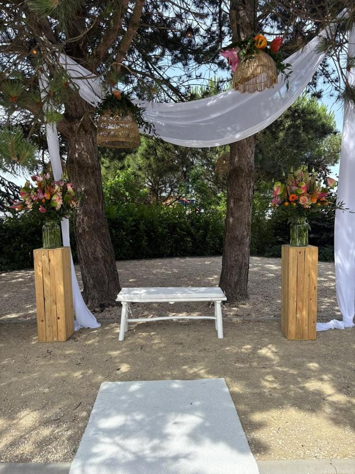 Bruiloft Donovan en Zuzanne: bruiloftstyling en bloemen door Je Grote Dag bij Carlton Oasis Spijkenisse – foto 5