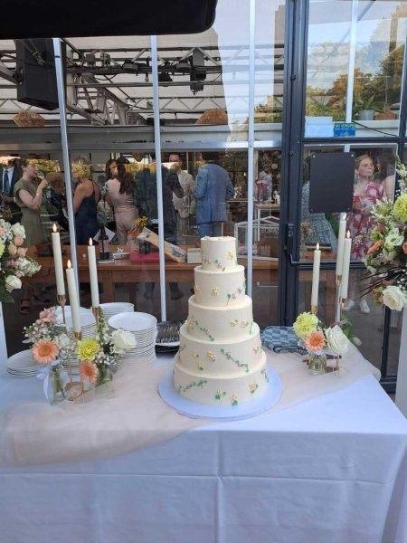 Bruiloft Frank en Jasmin: bruiloftstyling en bloemen door Je Grote Dag bij Villa Ockenburgh – foto 3
