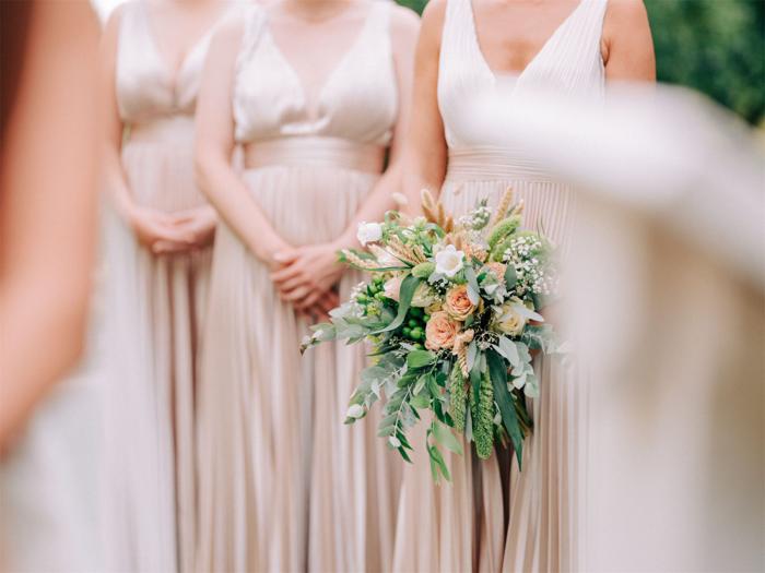 Bruiloft Jordy en Nicolien: bruiloftstyling en bloemen door Je Grote Dag bij Landgoed de Olmenhorst, Lisserbroek – foto 22