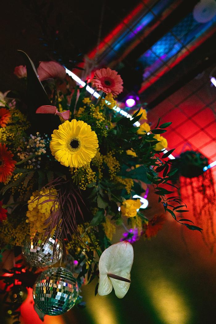 Bruiloft Kevin en Sabine: bruiloftstyling en bloemen door Je Grote Dag bij JACK – Rotterdam – foto 5
