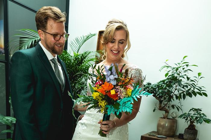 Bruiloft Kevin en Sabine: bruiloftstyling en bloemen door Je Grote Dag bij JACK – Rotterdam – foto 16