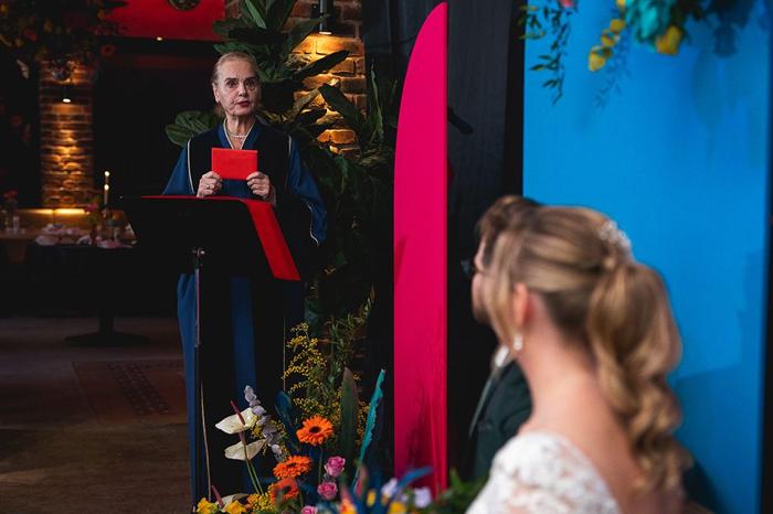 Bruiloft Kevin en Sabine: bruiloftstyling en bloemen door Je Grote Dag bij JACK – Rotterdam – foto 17