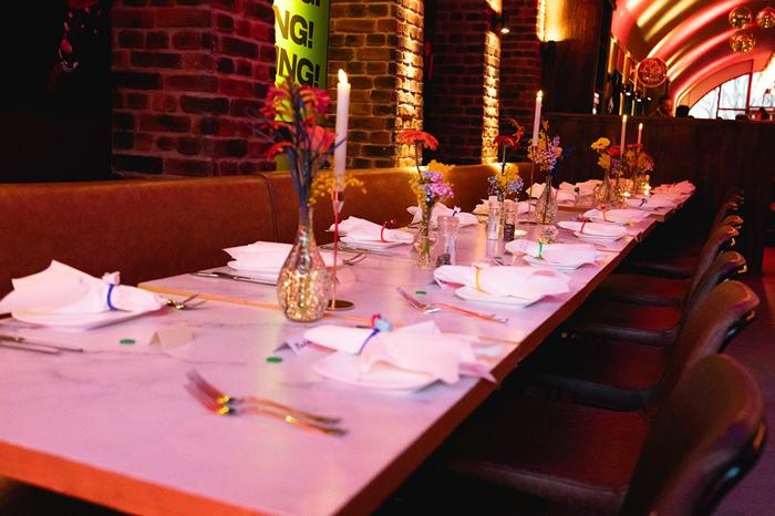 Bruiloft Kevin en Sabine: bruiloftstyling en bloemen door Je Grote Dag bij JACK – Rotterdam – foto 40