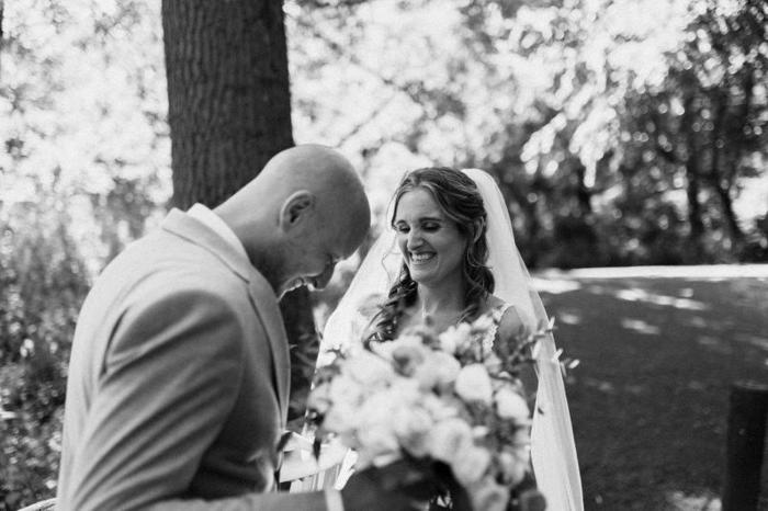 Bruiloft Marco & Jeanine: bruiloftstyling en bloemen door Je Grote Dag bij Dudok aan de Maas – foto 3