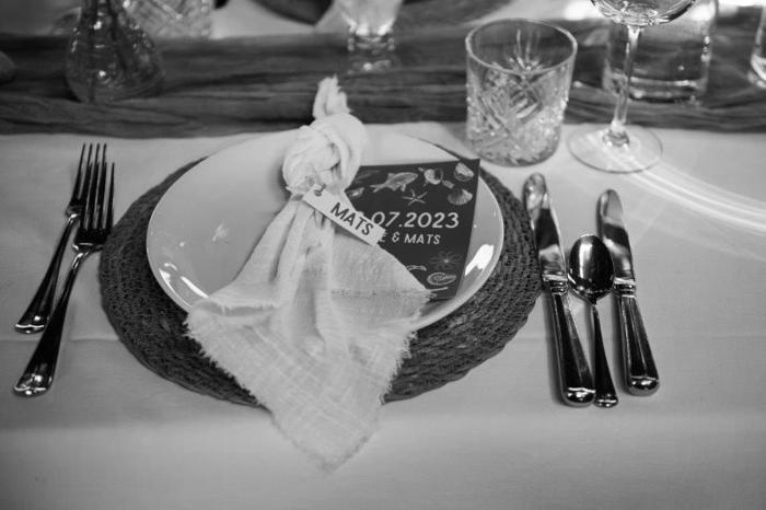 Bruiloft Mats & Sophie: bruiloftstyling en bloemen door Je Grote Dag bij MS Ameland (Amsterdam) – foto 14