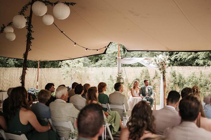Bruiloft Ruud & Elles: bruiloftstyling en bloemen door Je Grote Dag bij Villa Ockenburgh – foto 5