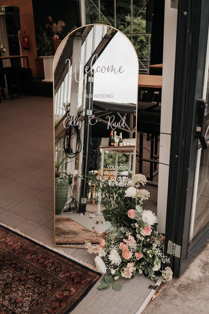 Bruiloft Ruud & Elles: bruiloftstyling en bloemen door Je Grote Dag bij Villa Ockenburgh – foto 10