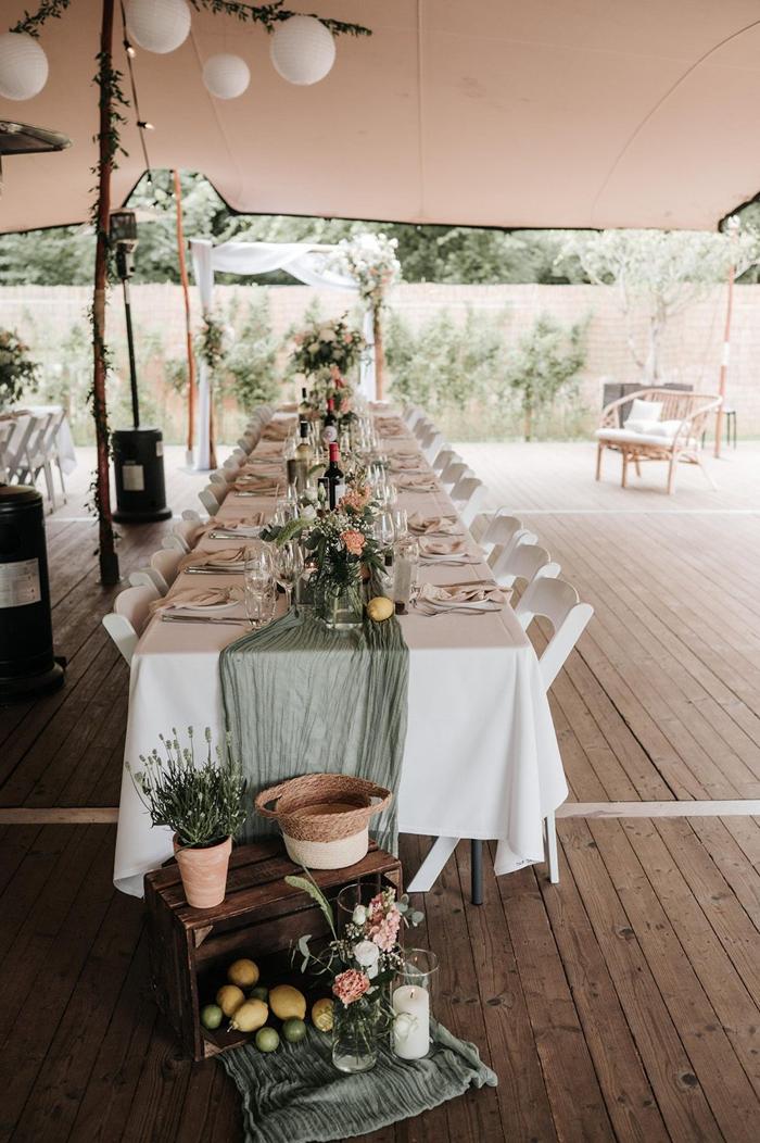 Bruiloft Ruud & Elles: bruiloftstyling en bloemen door Je Grote Dag bij Villa Ockenburgh – foto 18