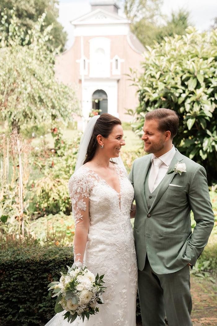 Bruiloft Stan en Lisan: bruiloftstyling en bloemen door Je Grote Dag bij Hotel Nassau – Breda – foto 5