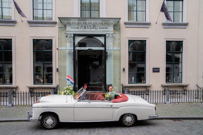Bruiloft Stan en Lisan: bruiloftstyling en bloemen door Je Grote Dag bij Hotel Nassau – Breda – foto 16