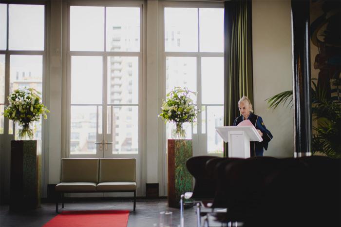 Bruiloft Thomas en Cleo: bruiloftstyling en bloemen door Je Grote Dag bij Machinist – Rotterdam – foto 26