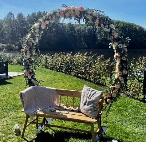 Backdrop of trouwprieel: wat past bij jullie ceremonie? – Je Grote Dag