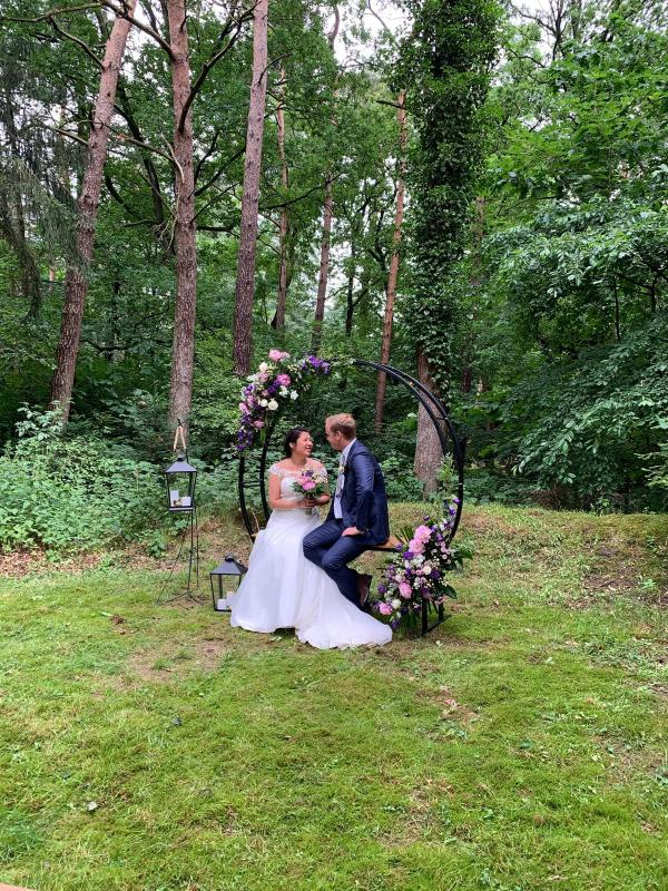 Circle of Love Seat